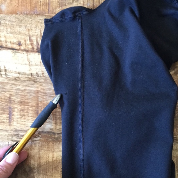 DONATED Victoria Secret Sport leggings Black - Picture 4 of 5